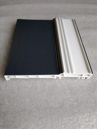 Vierteaguas blanco de 14 cm para ventana de PVC de 72 mm